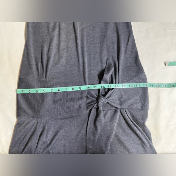 BRUNELLO CUCCINELLI Gray Cashmere long sleeve drop waist mini dress size S. - Picture 13 of 14